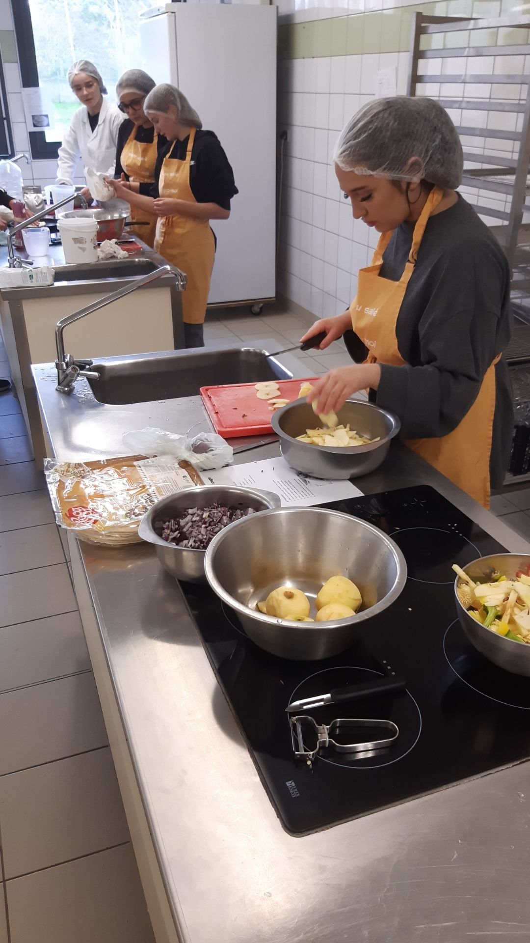 Cuisine-pédagogique-cours-MFR-St-Méen
